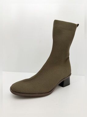 Everlane The High-Ankle Glove Boots Pull-On In ReKnit Caper Green - 9.5